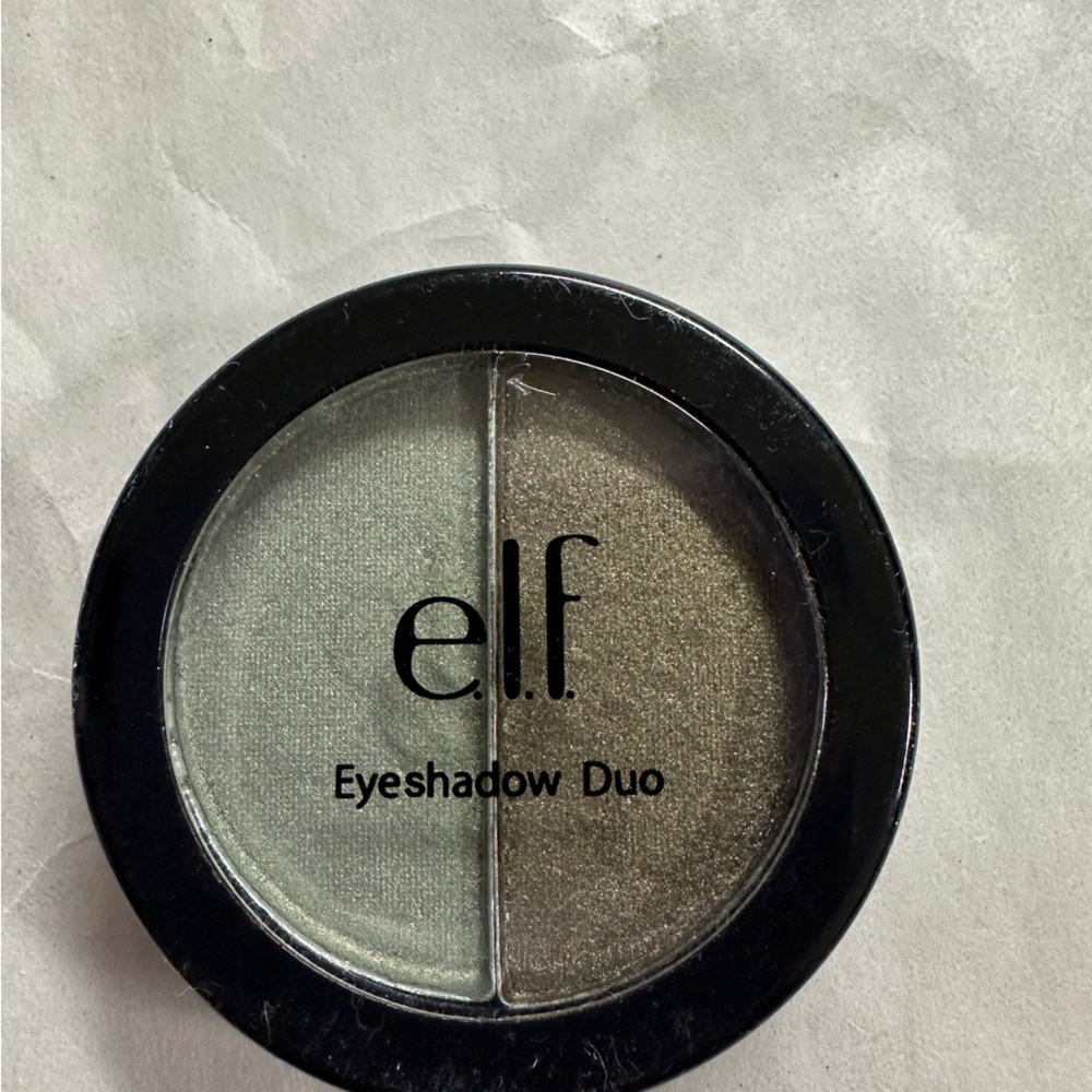 NEW e.l.f. Eyeshadow Duo — Green and Olive, #5046-3